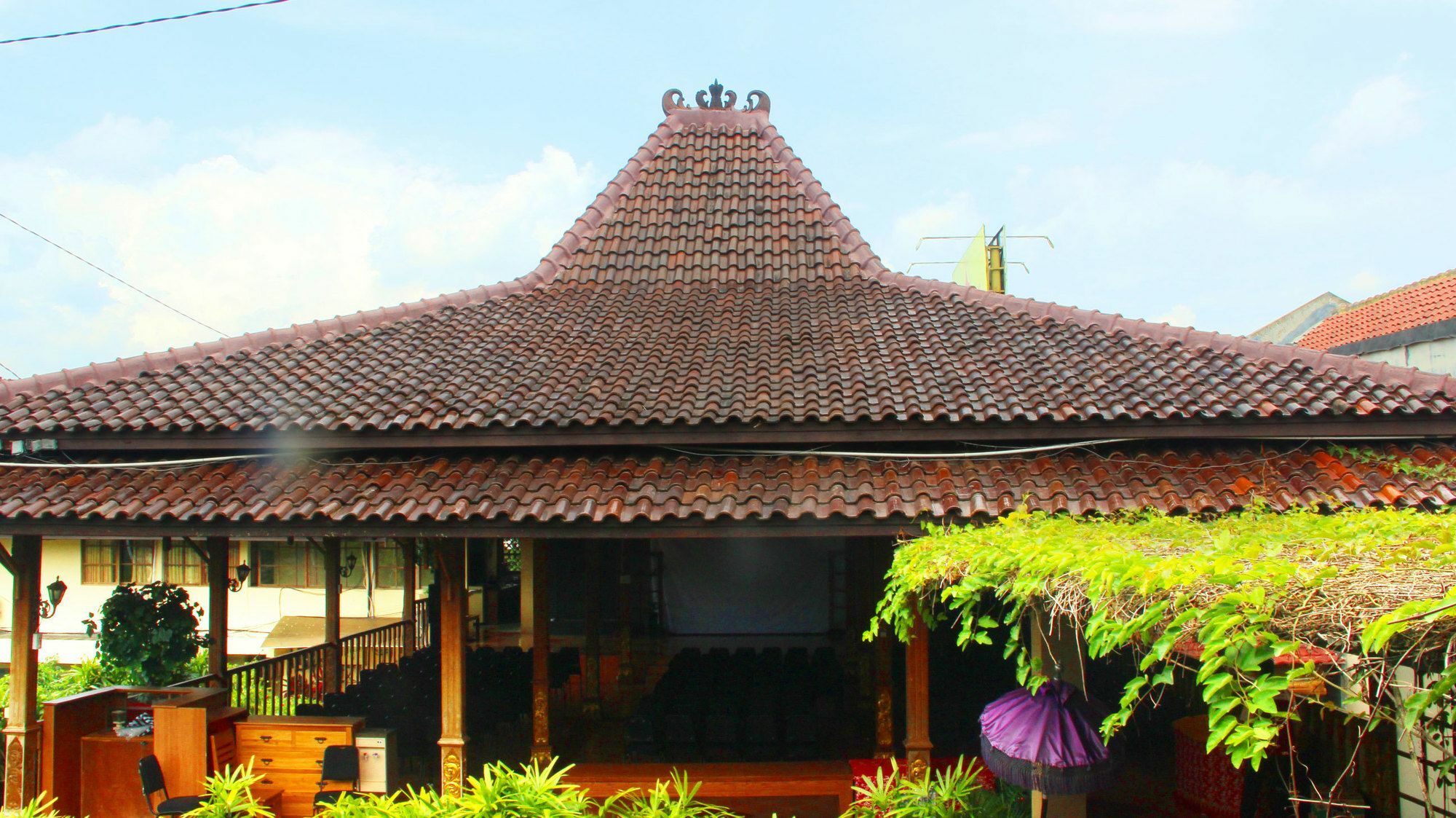 Front One Resort Yogyakarta Exterior photo
